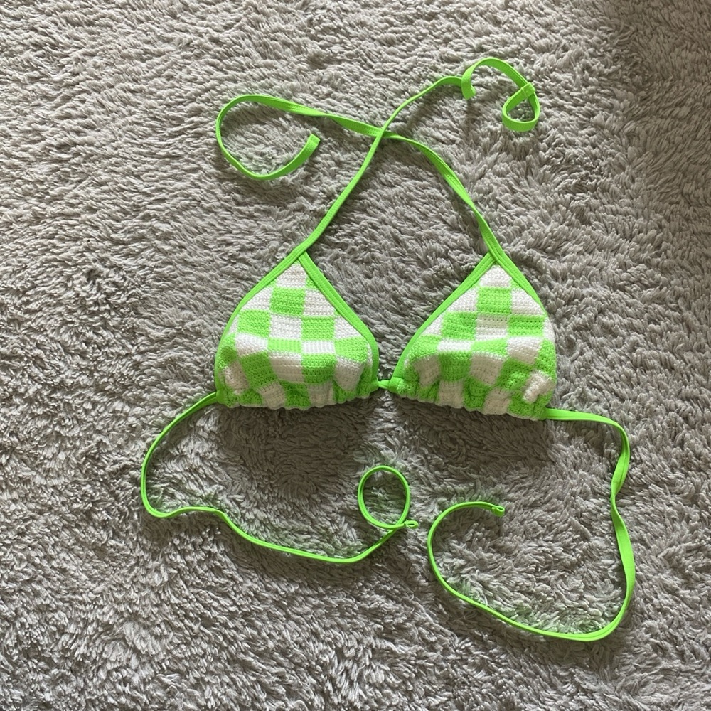 Green and white knit checkered bikini top